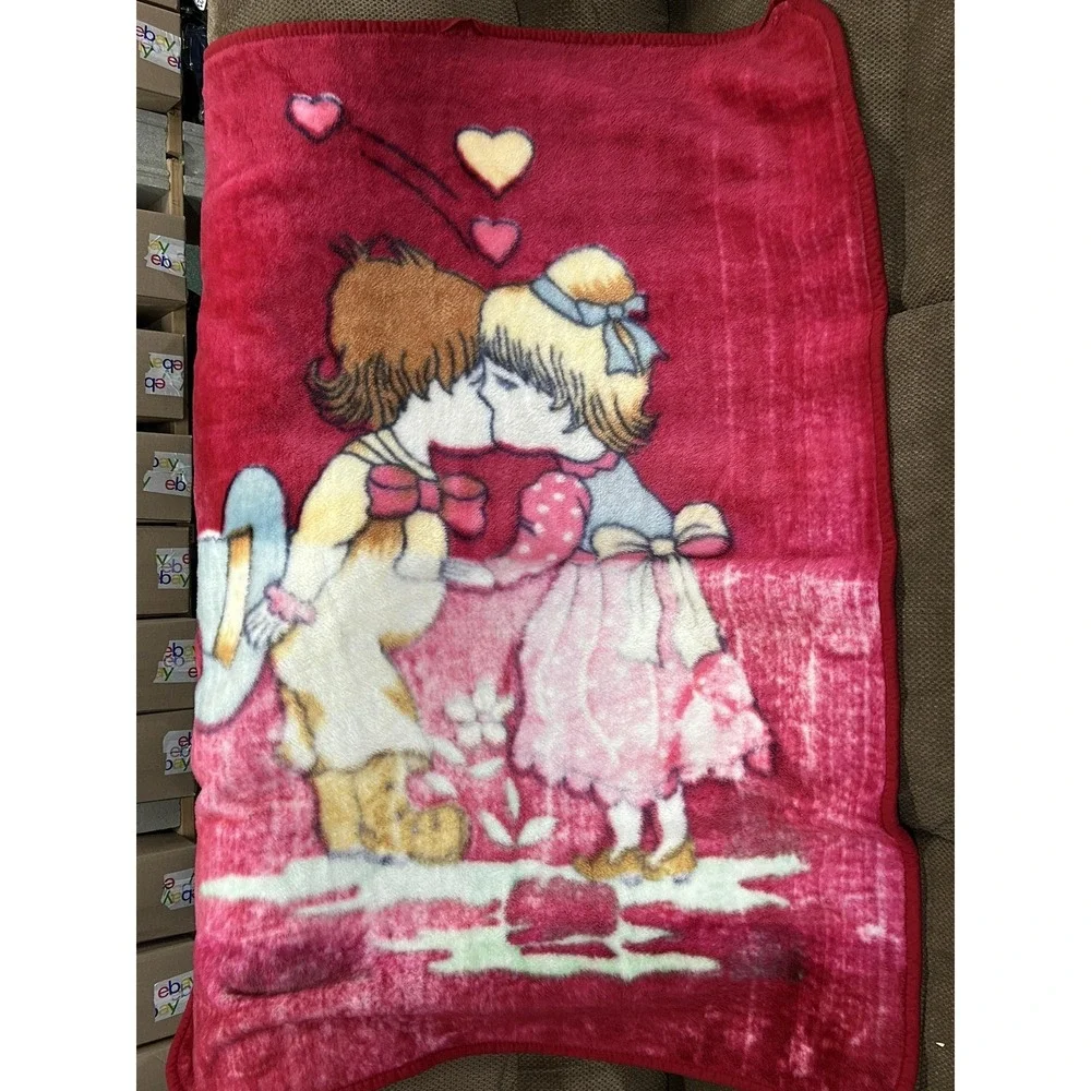 Vintage Dolphin Kids Blanket Red‎ Kissing Couple Hearts Made In Korea Throw Soft